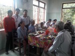 Việt kiều Canada trao tặng suất cơm miễn phí cho bệnh nhân nghèo đang điều trị tại bắn cá
